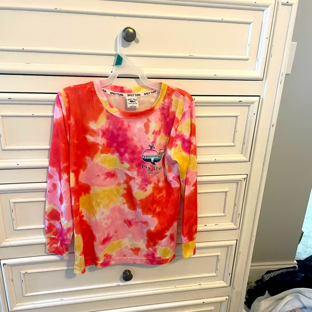 Tie dye spicy tuna long sleeve size Youth Large